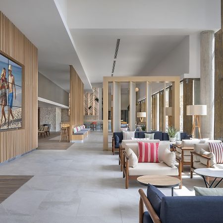 Catalonia Grand Costa Mujeres All Suites & Spa Cancún Exterior foto The lobby of the hotel