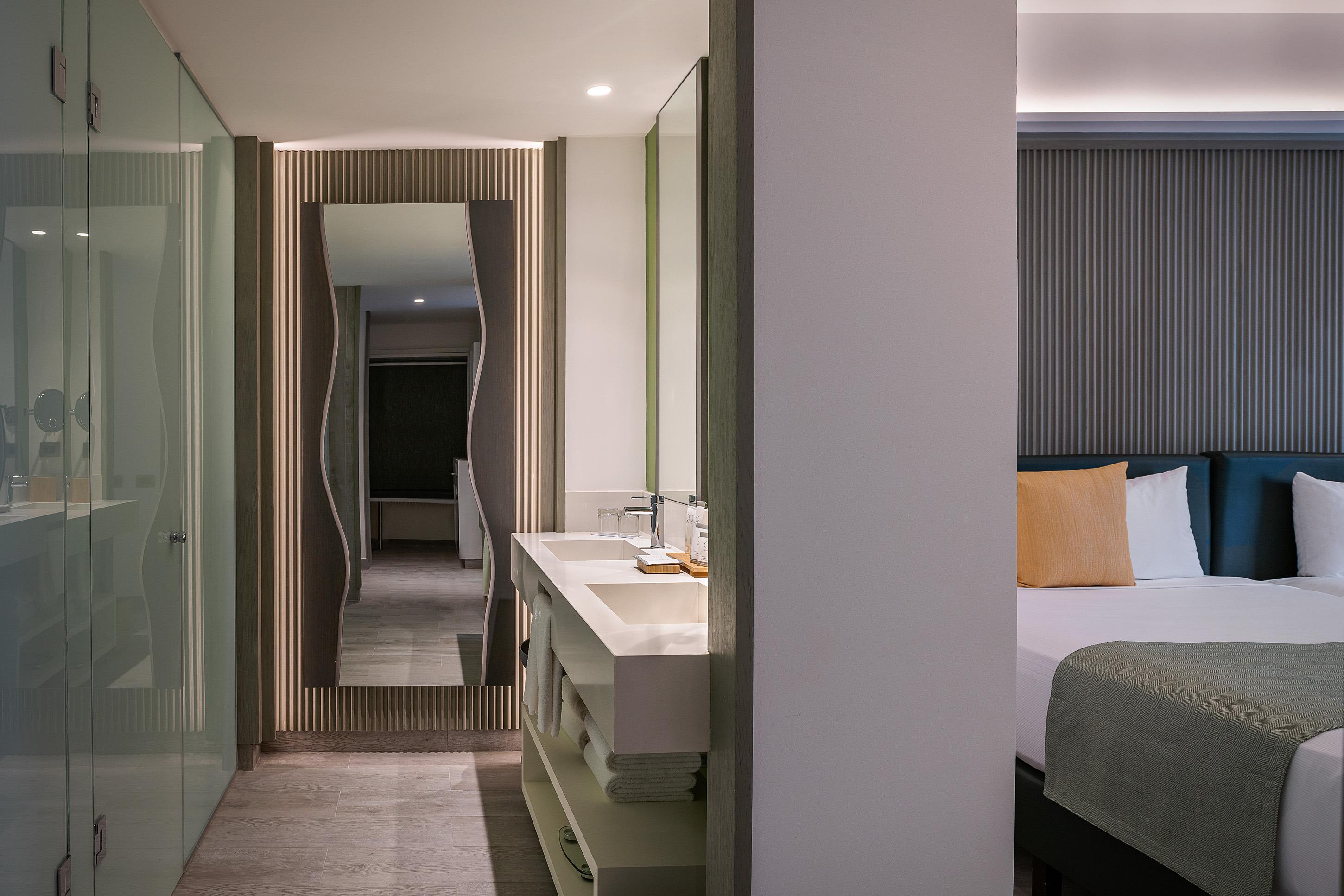 Catalonia Grand Costa Mujeres All Suites & Spa Cancún Exterior foto A guest room at the hotel